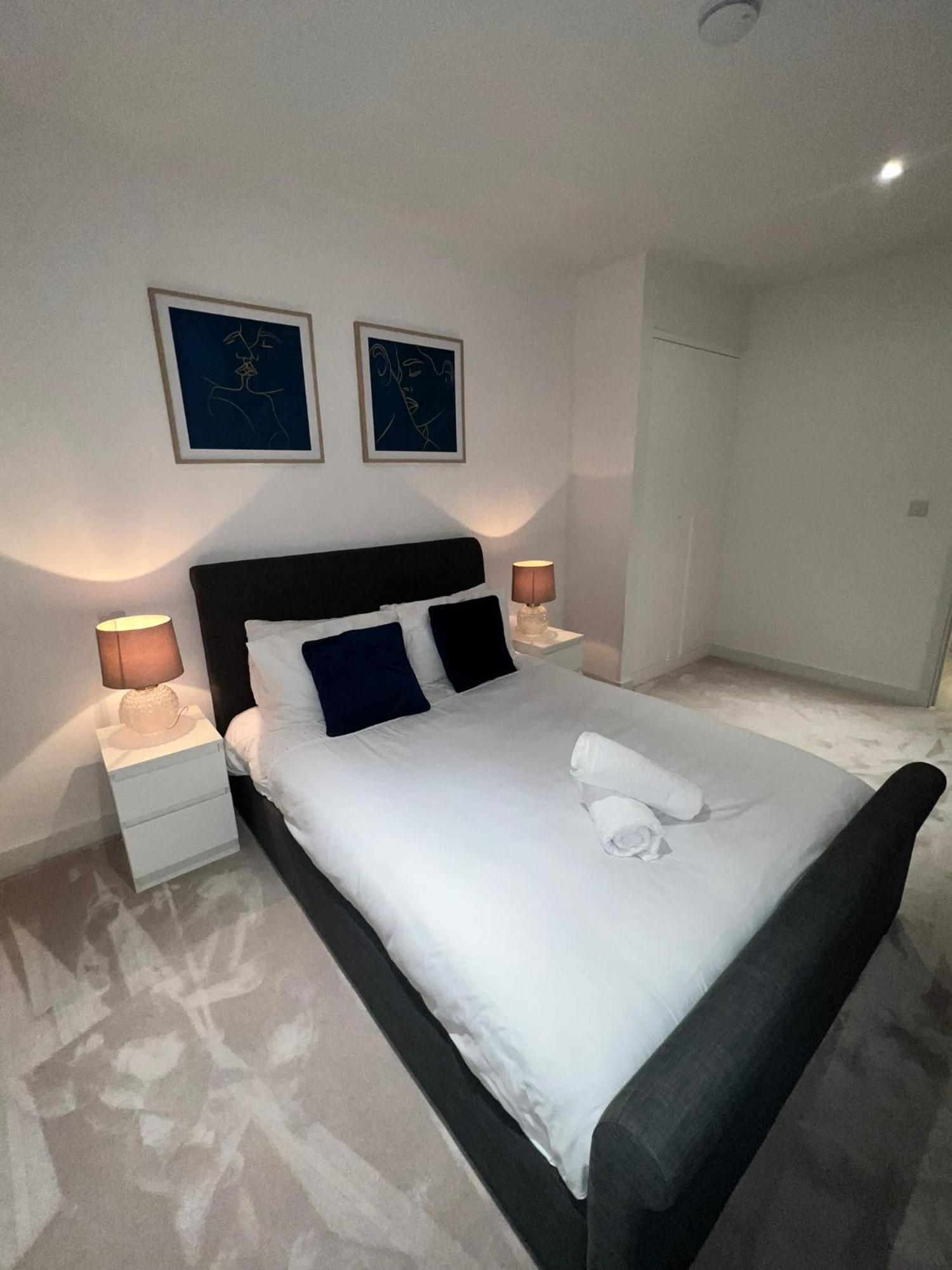 Stylish Apartment Docklands ลอนดอน ภายนอก รูปภาพ